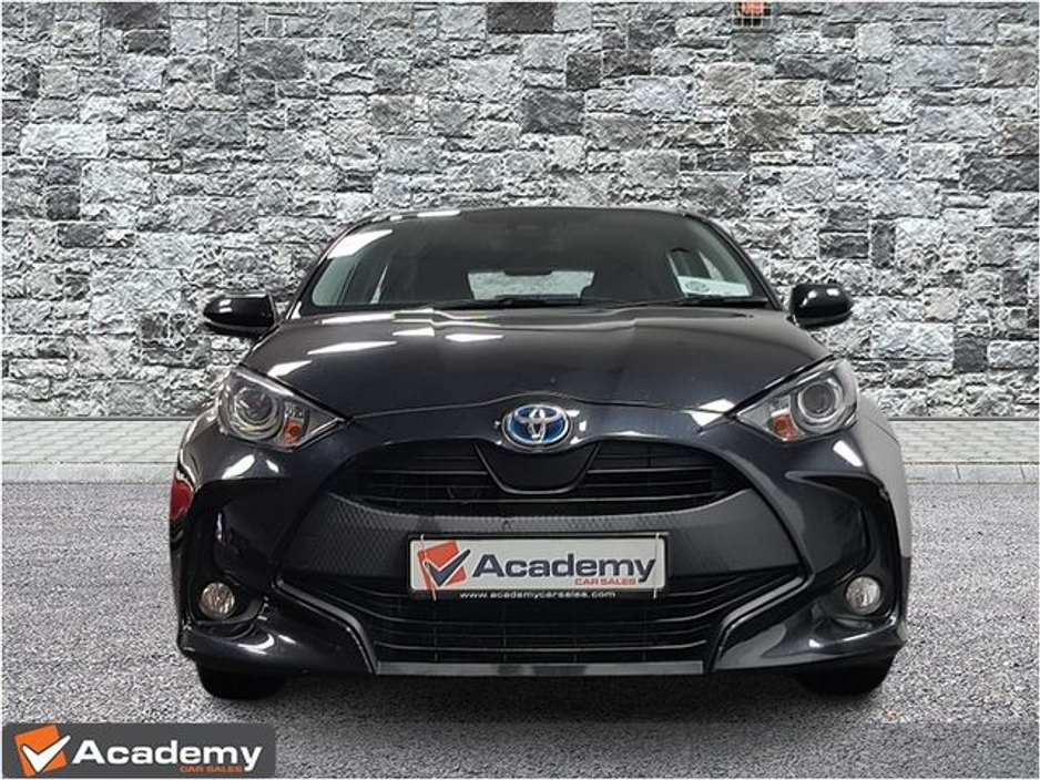 2022 Toyota Yaris Hybrid Luna 4DR Auto €19,490
