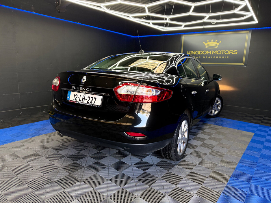 2012 Renault Fluence - image 10