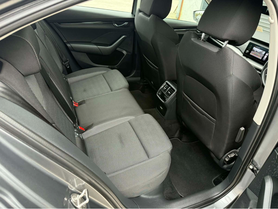 2024 Skoda Octavia - image 9