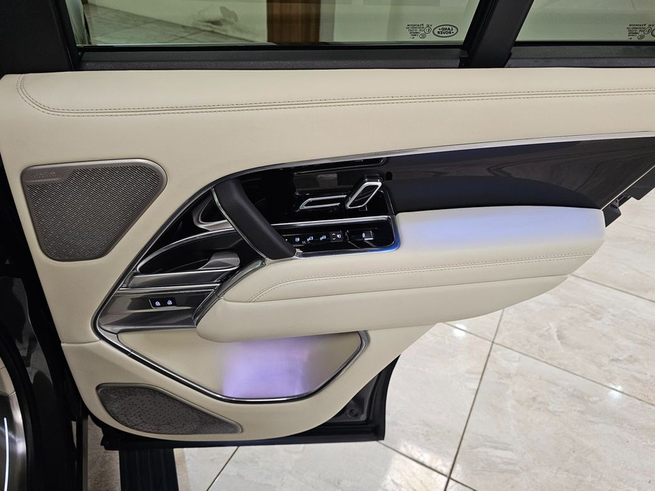 2025 Land Rover Range Rover - image 20