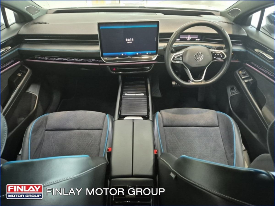 2024 Volkswagen ID.7 PRO 77kWh 286HP - Massage Seats, Half leather €39,995