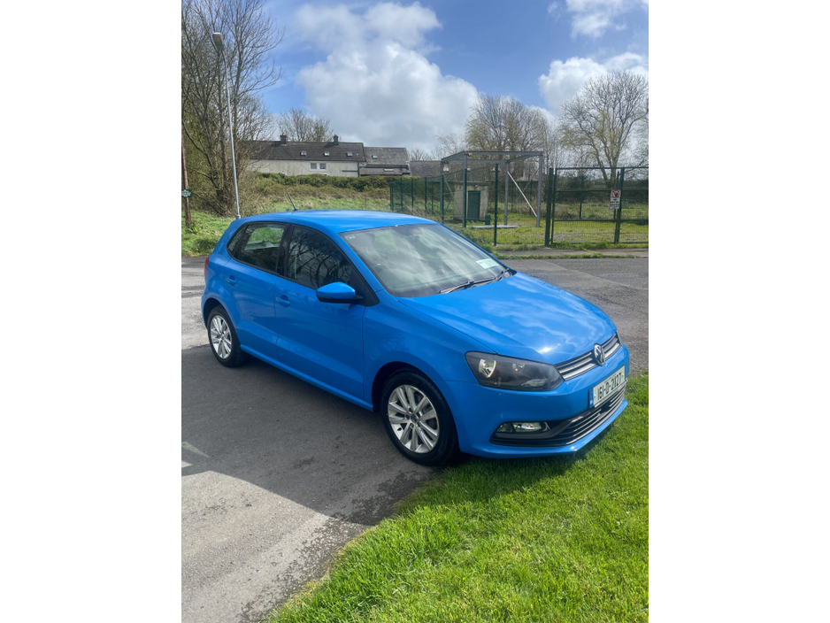 2016 Volkswagen Polo - image 3