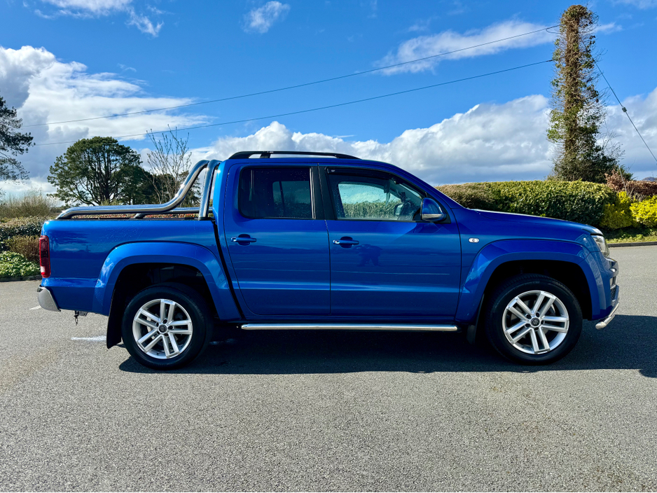 2018 Volkswagen Amarok - image 2