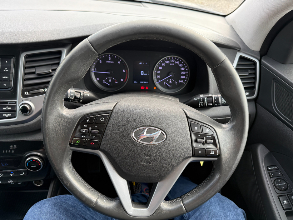 2016 Hyundai Tucson - image 15