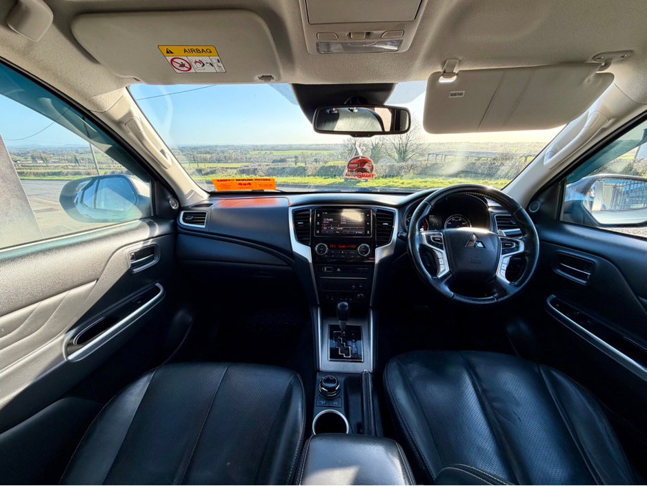 2020 Mitsubishi L200 - image 11