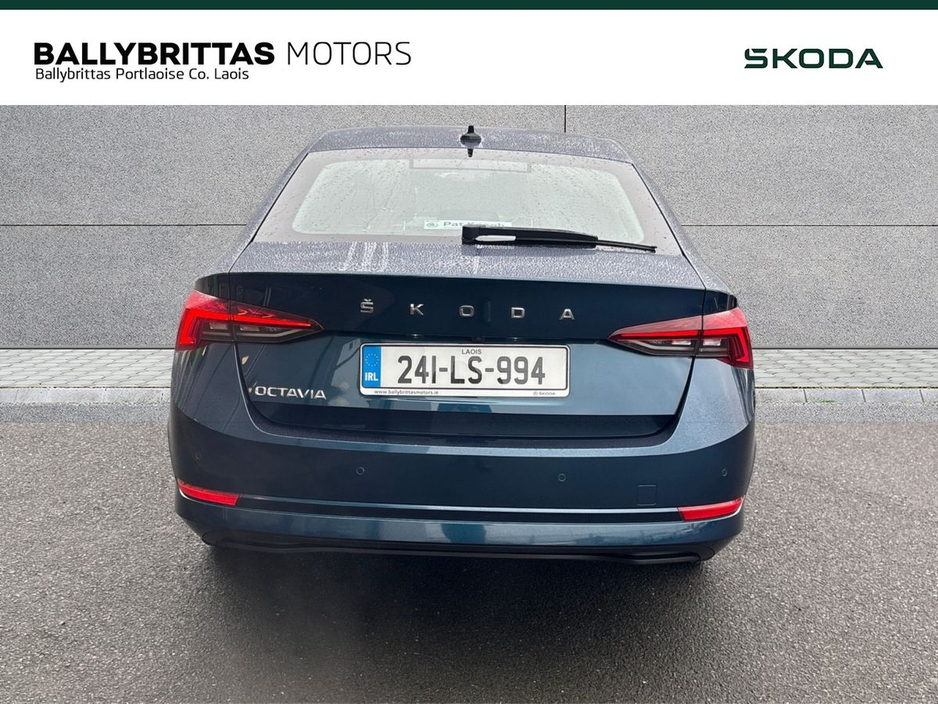 2024 Skoda Octavia - image 4