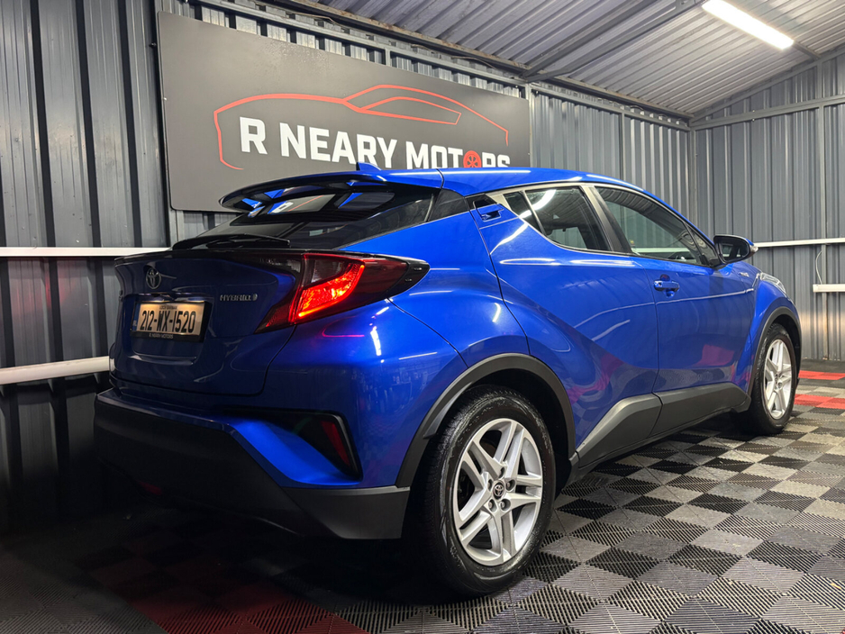 2021 Toyota C-HR 1.8 HYBRID LUNA €22,950