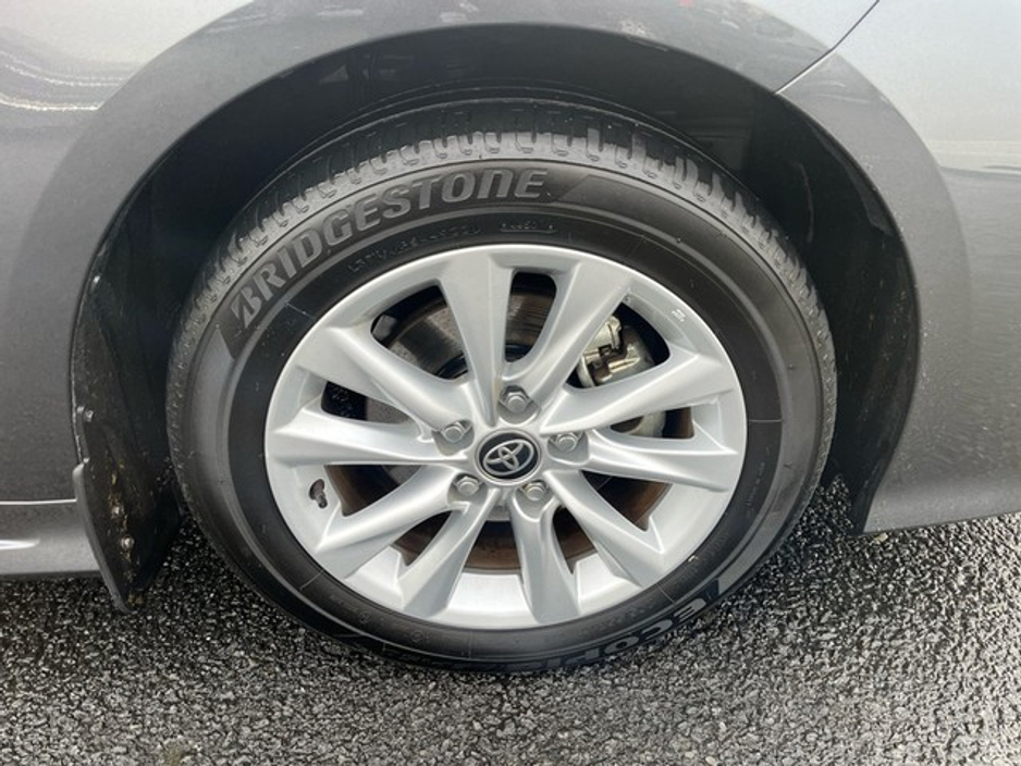 2023 Toyota Corolla - image 11