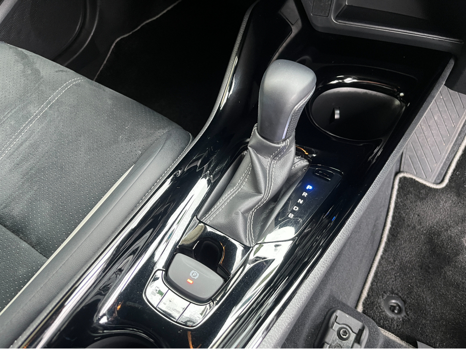 2023 Toyota C-HR GR SPORT AUTOMATIC HYBRID 1.8 PETROL //KEYLESS ENTRY//REVERSE CAMERA//ADAPTIVE CRUISE CONTROL// €29,950