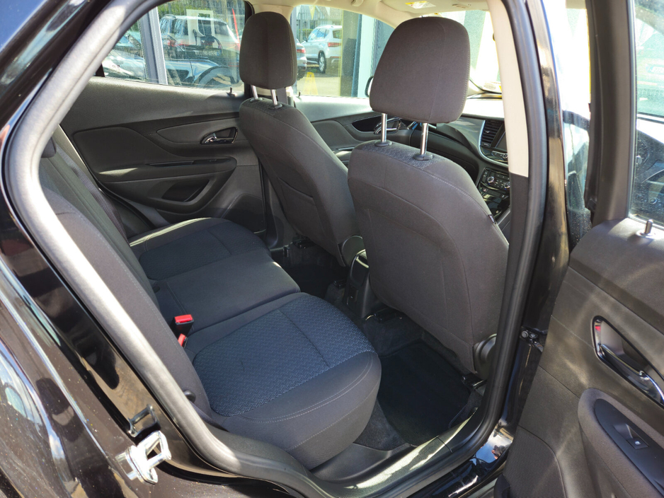 2019 Opel Mokka - image 9