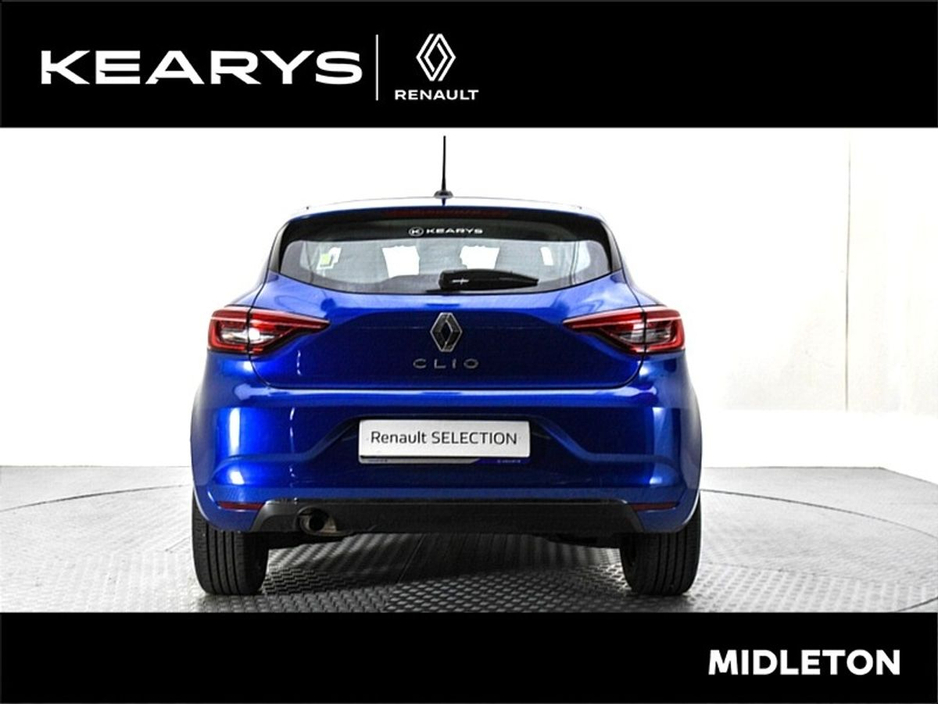 2020 Renault Clio - image 2