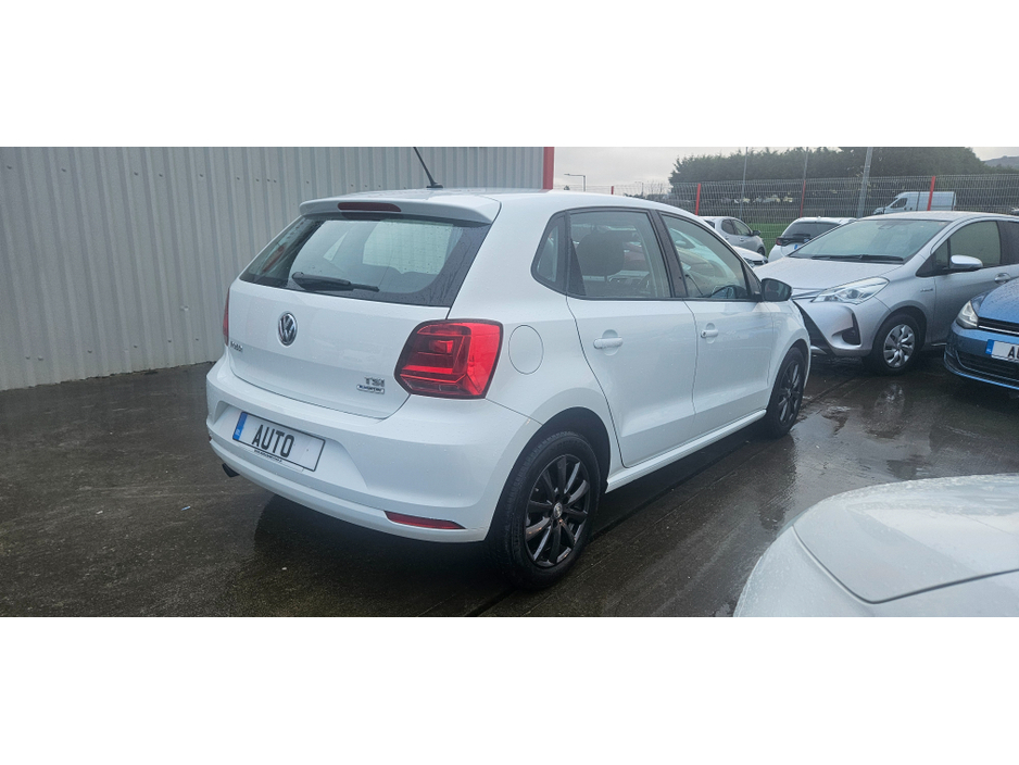 2015 Volkswagen Polo AUTOMATIC 1.2 COMFORTLINE DSG LOW KMS €10,450