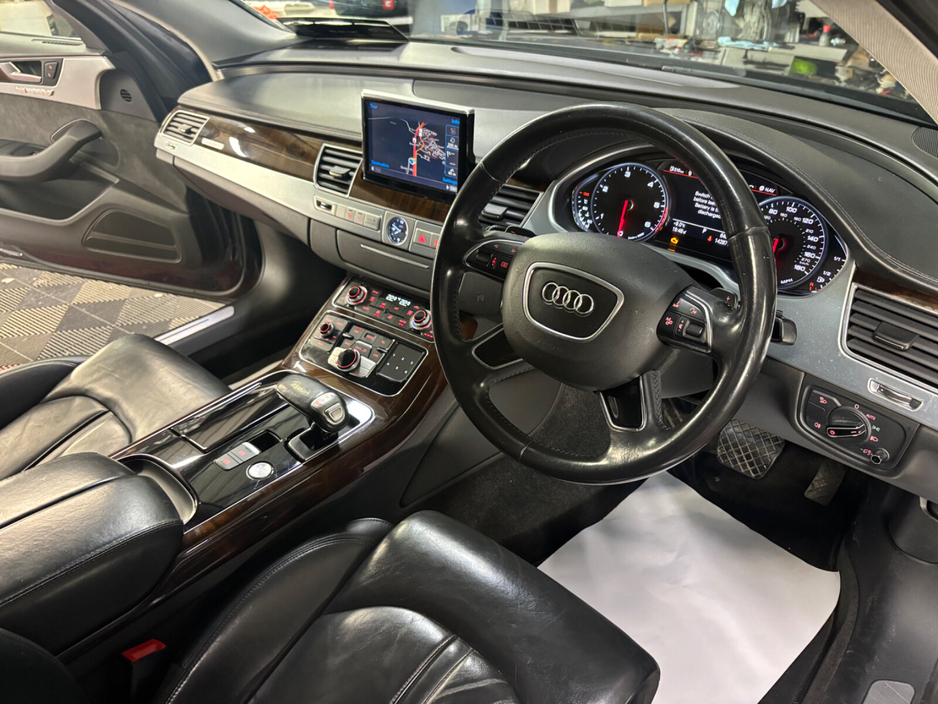 2016 Audi A8 3.0TDI 262HP quattro SE €19,950