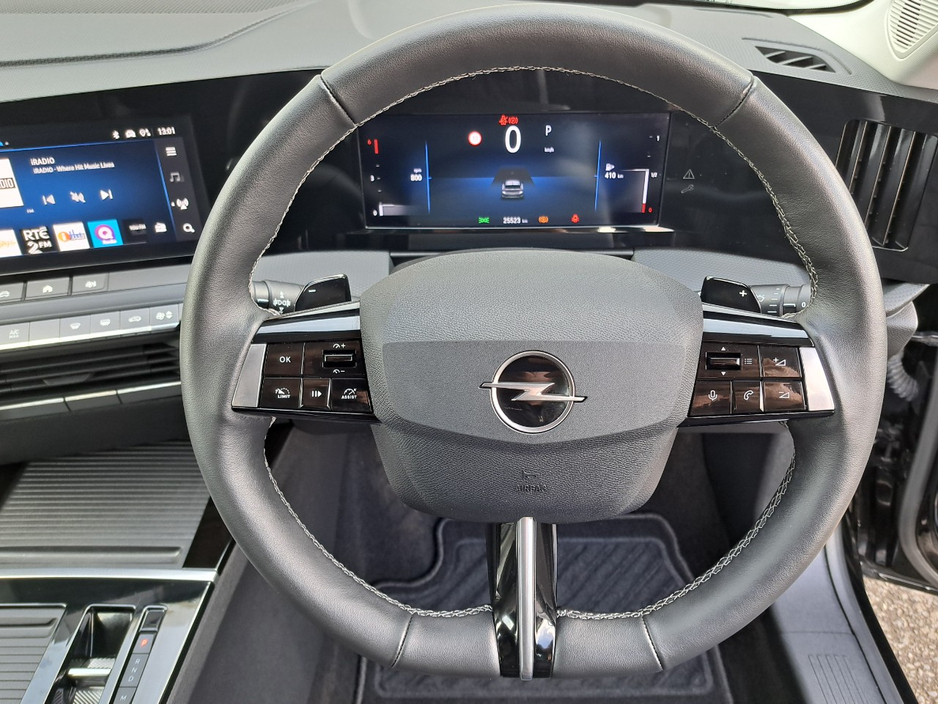 2024 Opel Astra - image 19