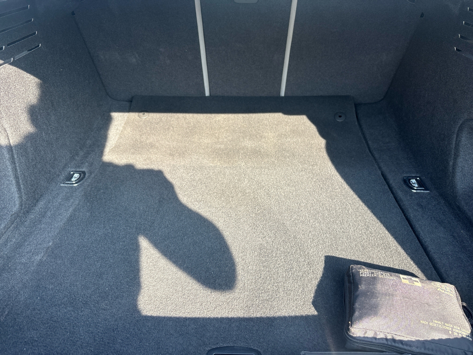 2017 Audi A4 - image 13