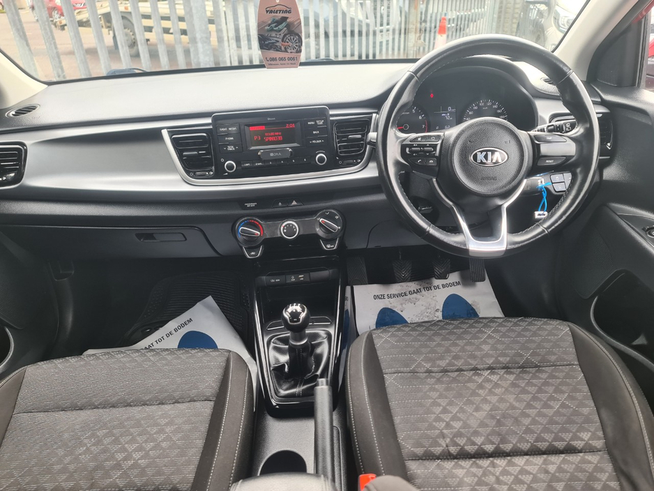 2017 Kia Rio - image 7