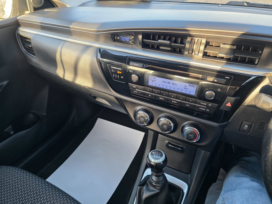 2015 Toyota Corolla D-4D 90 (1.4) Aura €8,950