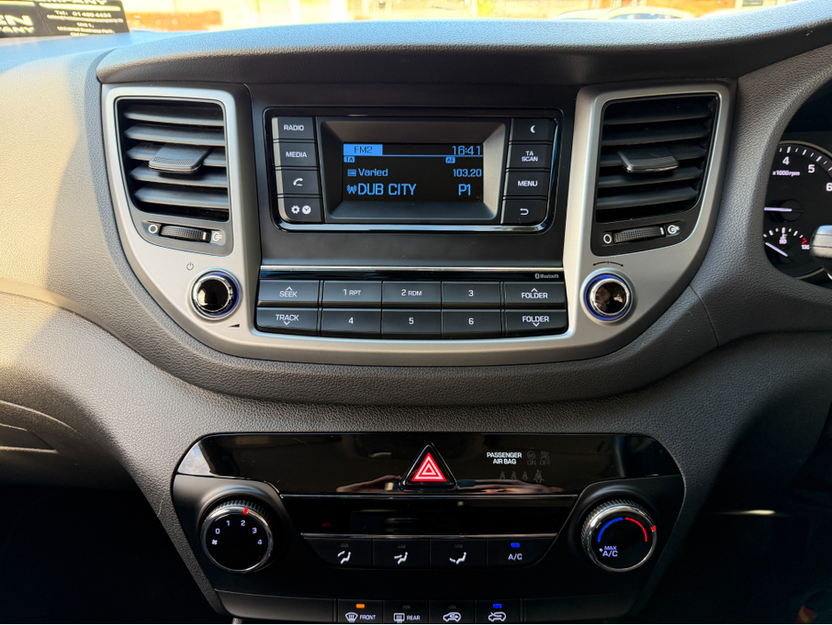 2016 Hyundai Tucson FULL SERVICE HISTORY..PARKING SENSORS €13,950