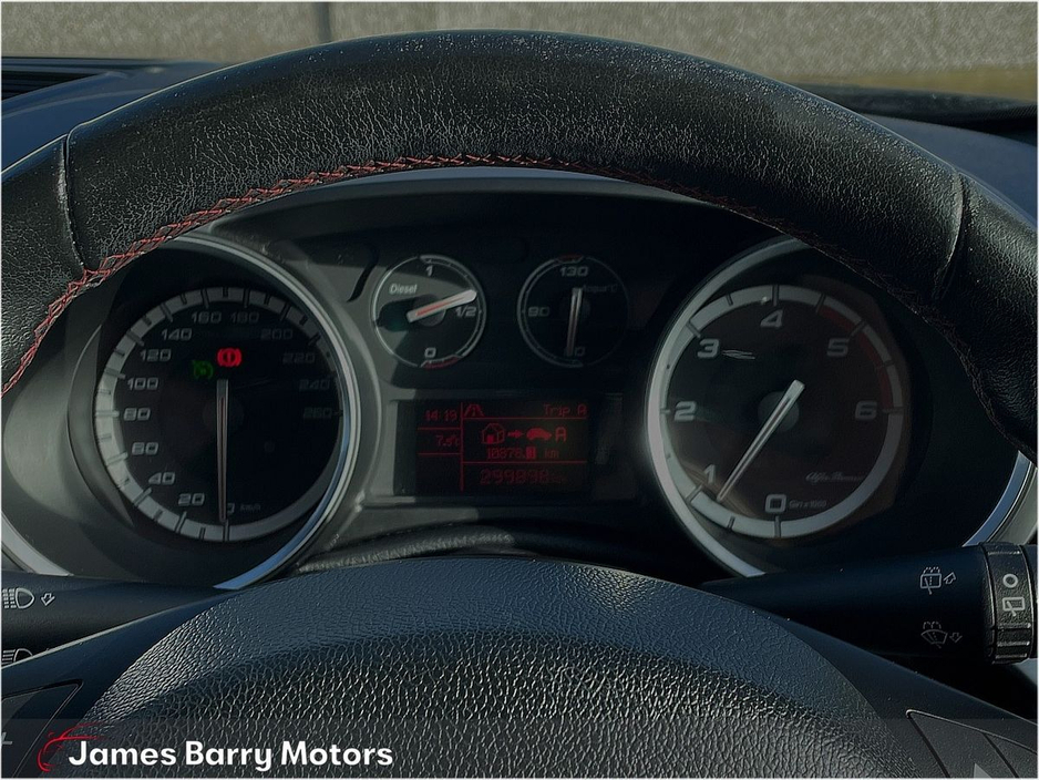 2012 Alfa Romeo Giulietta 2.0 JTDM-2 170 Lusso