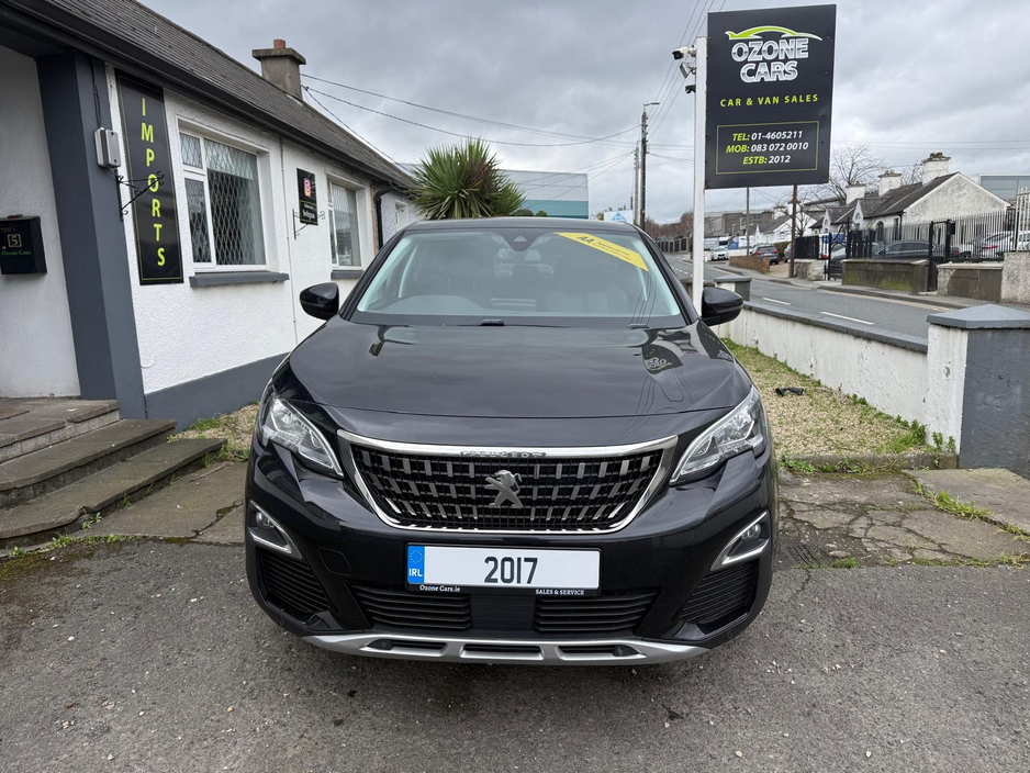 2017 Peugeot 3008 - image 2