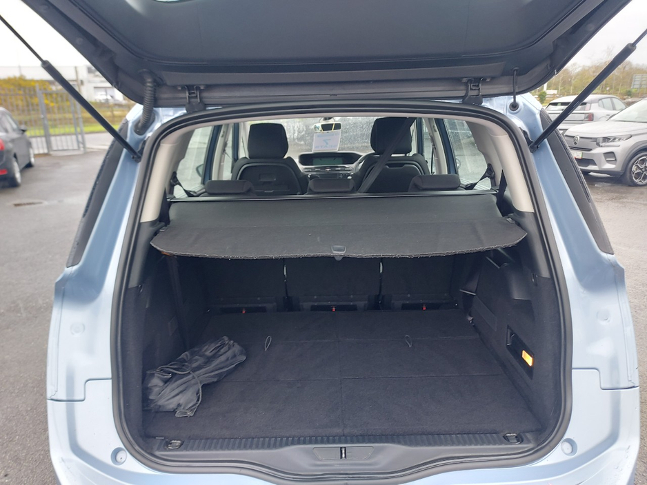 2014 Citroen C4 Picasso - image 19
