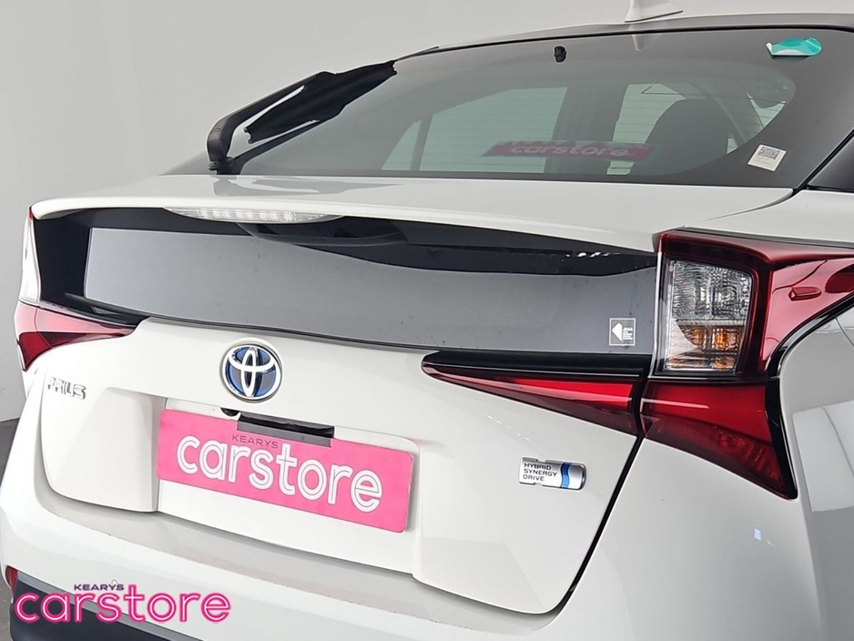 2021 Toyota Prius - image 15