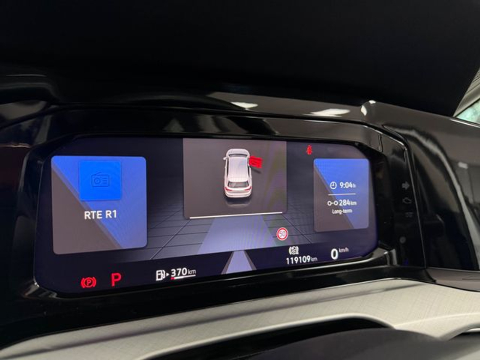 2023 Volkswagen Golf Life 1.0 TSI Mhev 110HP 5 €26,777