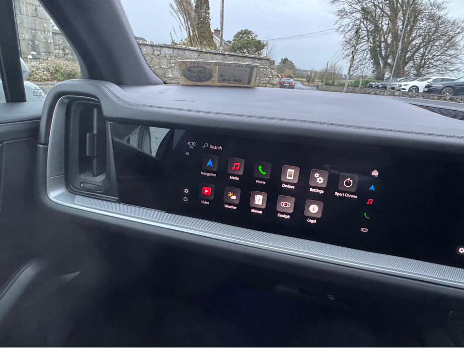 2024 Porsche Cayenne 3.0 V6 E-HYBRID AUTO==HUGE SPEC==COST €153K NEW== €116,950