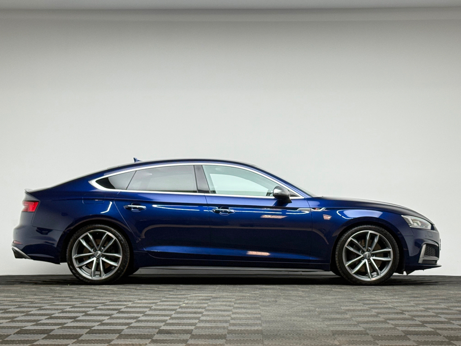 2017 Audi S5 - image 8
