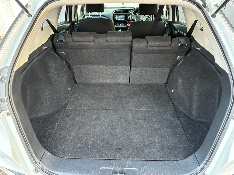 2018 Honda Shuttle DAA-GP7 5DR AUTO €11,950