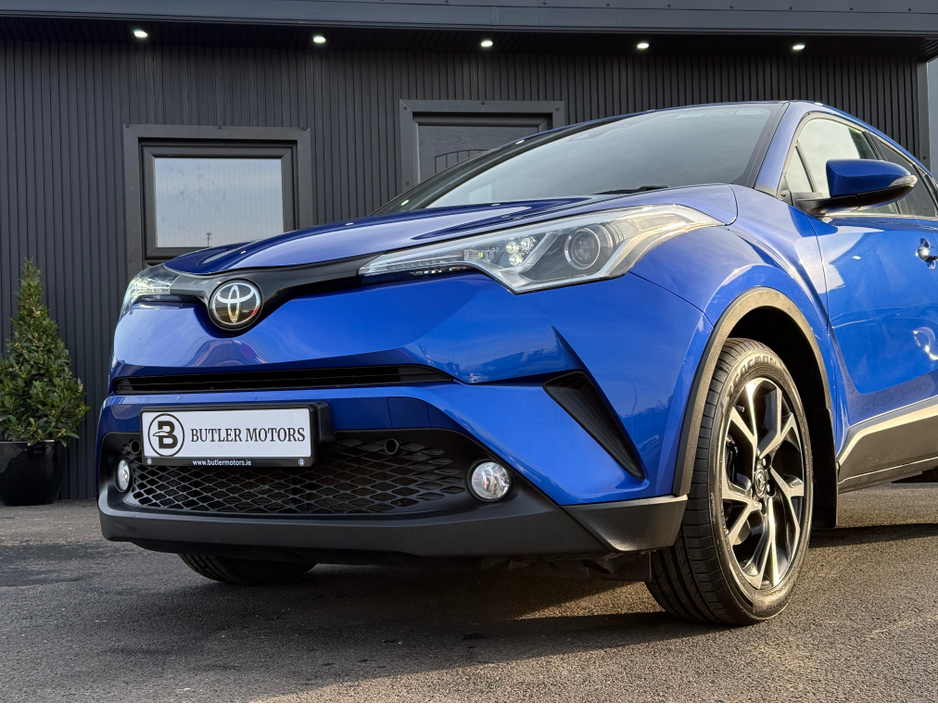 2019 Toyota C-HR - image 8
