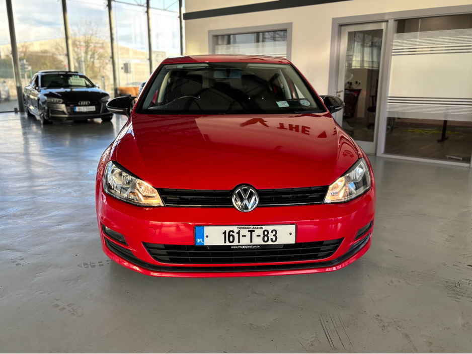 2016 Volkswagen Golf - image 4