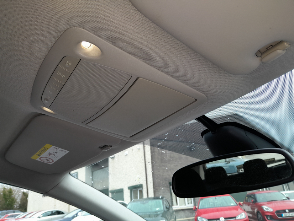 2015 Nissan Pulsar 1.5 SV 4DR €8,950