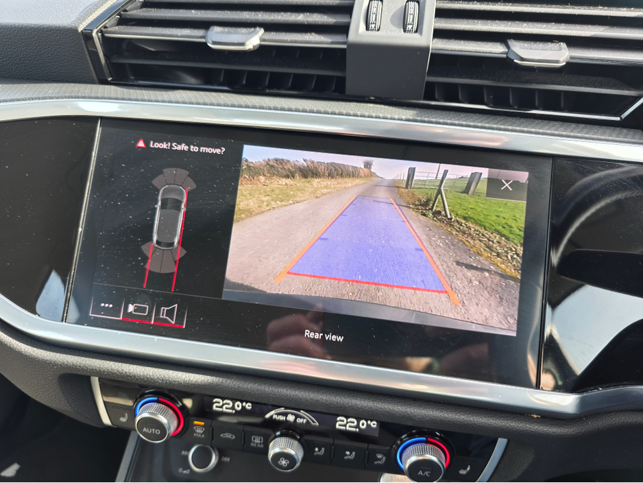 2020 Audi Q3 - image 15