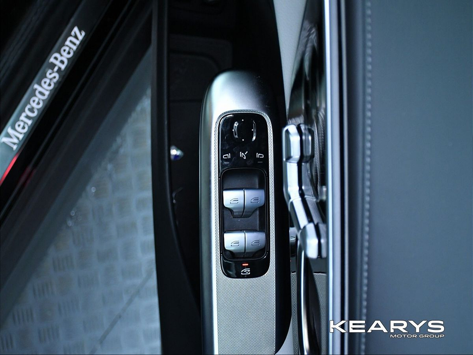 2025 Mercedes-Benz GLC Class - image 14