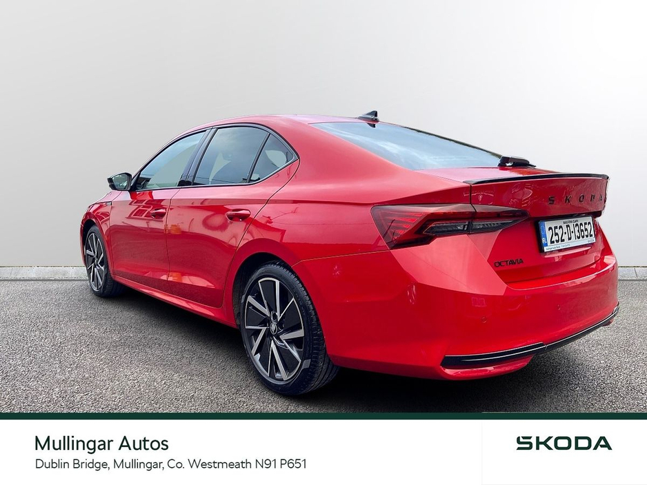 2025 Skoda Octavia - image 15