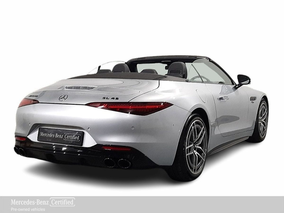 2023 Mercedes-Benz SL Class AMG MERCEDES-AMG SL 43 €99,950