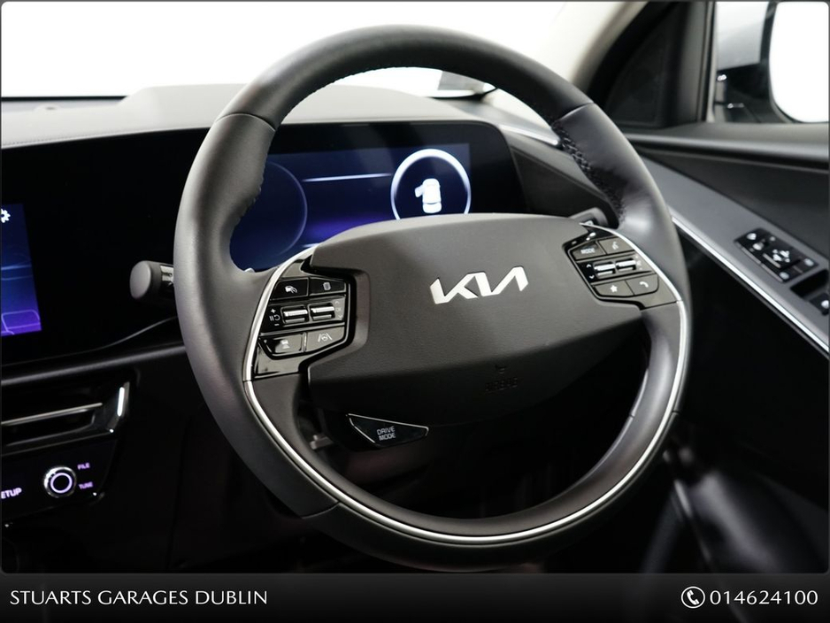 2025 Kia Niro - image 15