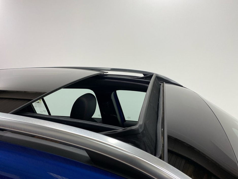 2024 Mercedes-Benz GLB GLB 200 D AMG Pack & Panoramic Sunroof 5 Seater €52,950