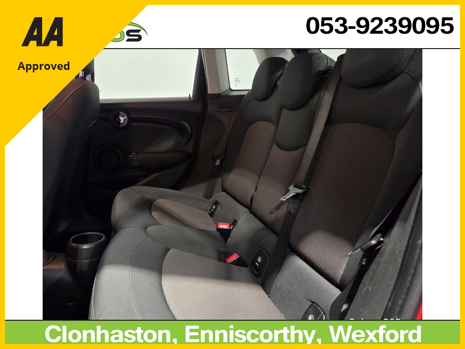 2017 MINI Hatch - image 6