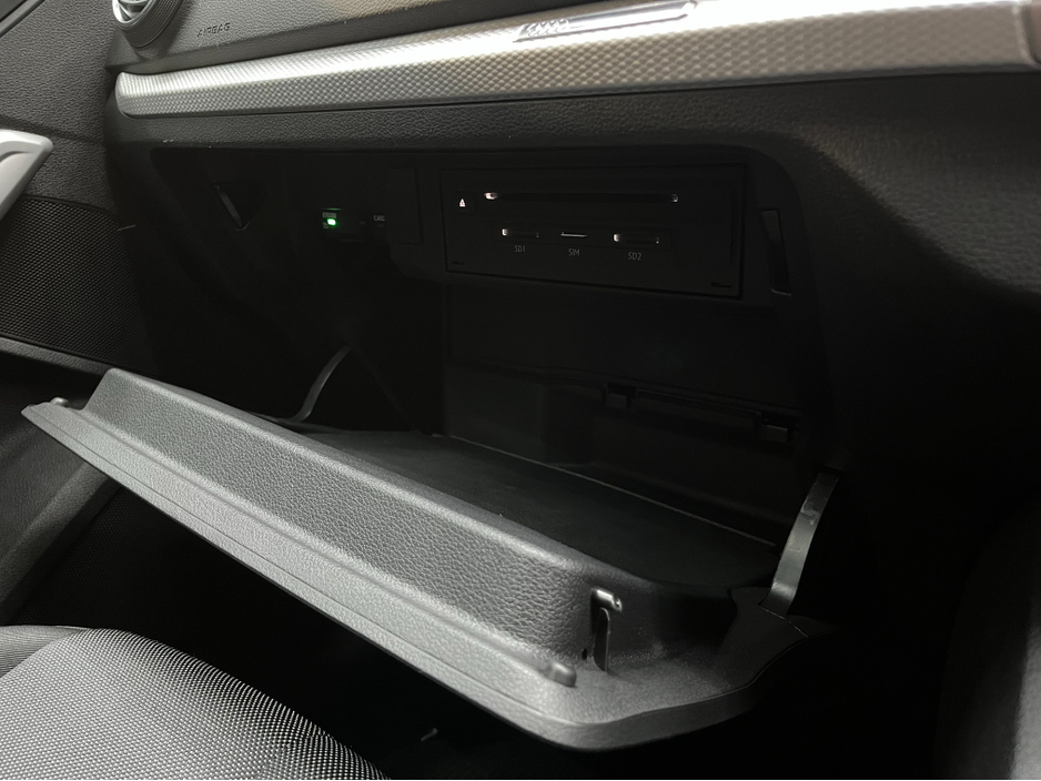 2023 Audi Q2 €32950 2023 AUDI Q2 35TDI ADVANCED 2.0 AUTOMATIC / CRUISE CONTROL / REVERSE CAMERA / HEATED SEATS AND MORE €32,950