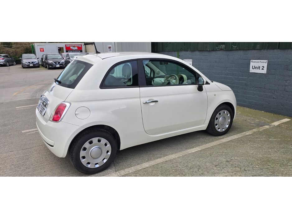 2015 Fiat 500 - image 5