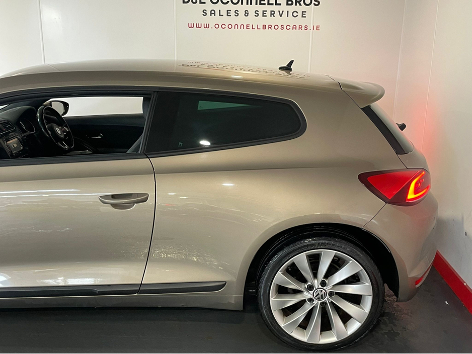 2015 Volkswagen Scirocco SPORT 2.0 TDI MANUAL 6SPEED FWD 150HP 3DR €9,950