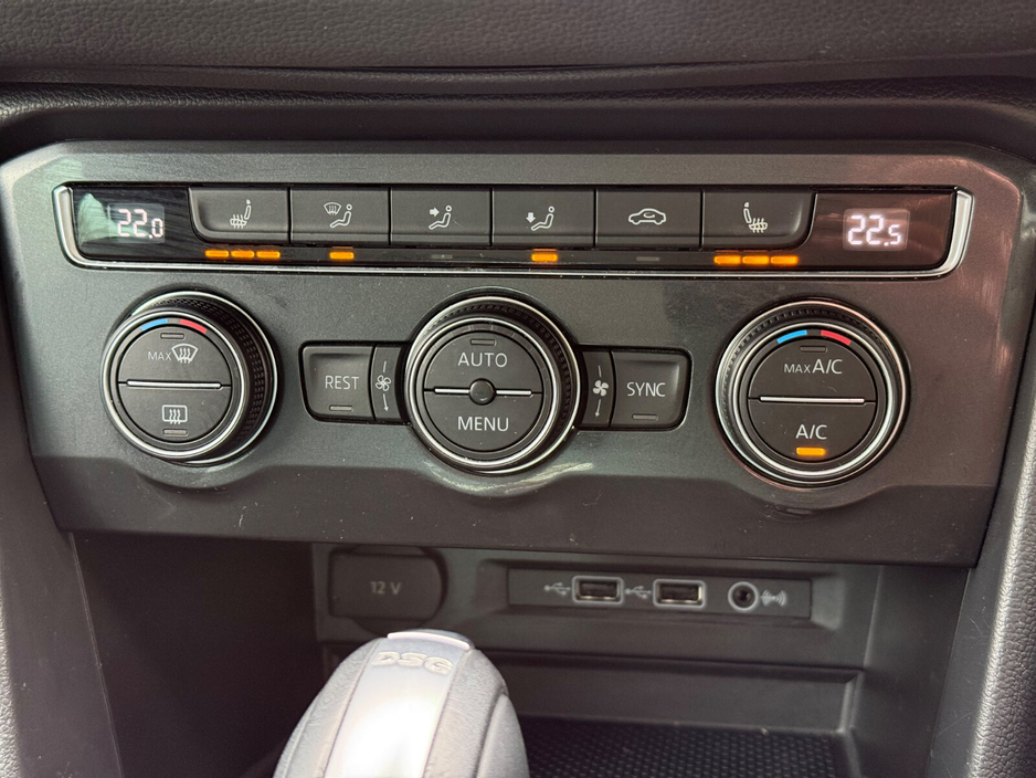 2019 Volkswagen Tiguan - image 22