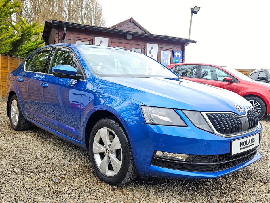 2020 Skoda Octavia - image 2
