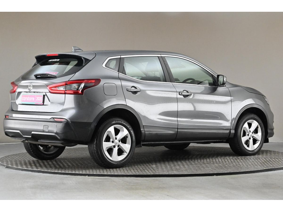 2020 Nissan Qashqai - image 10