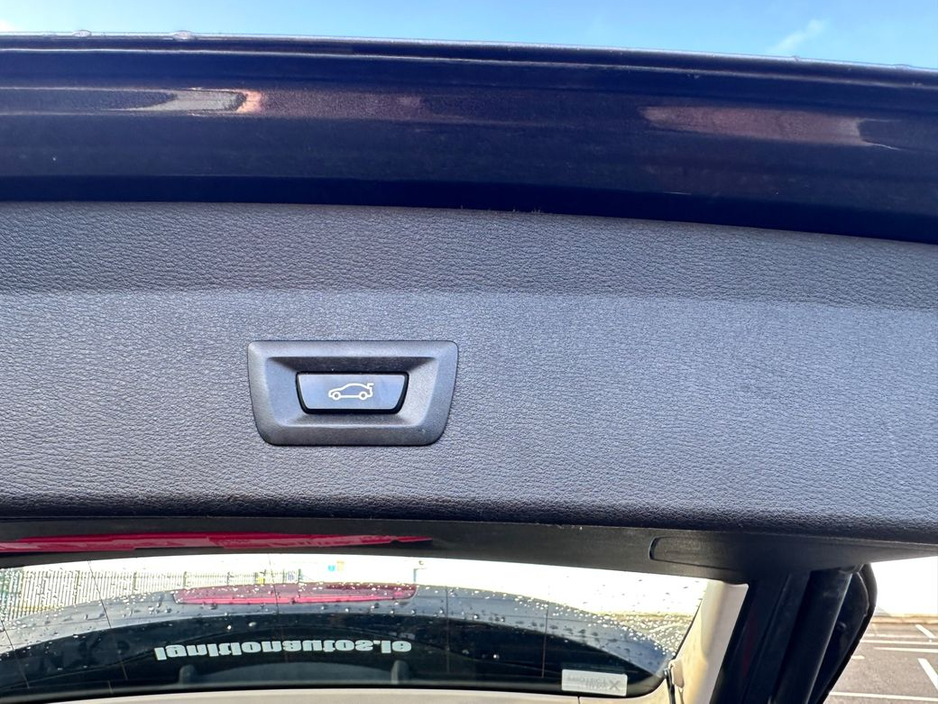 2016 BMW X1 - image 17