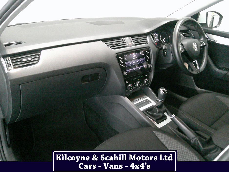 2019 Skoda Octavia - image 20