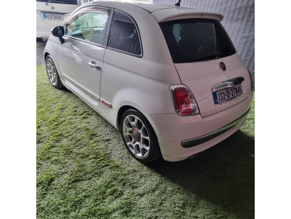 2013 Fiat 500 - image 4