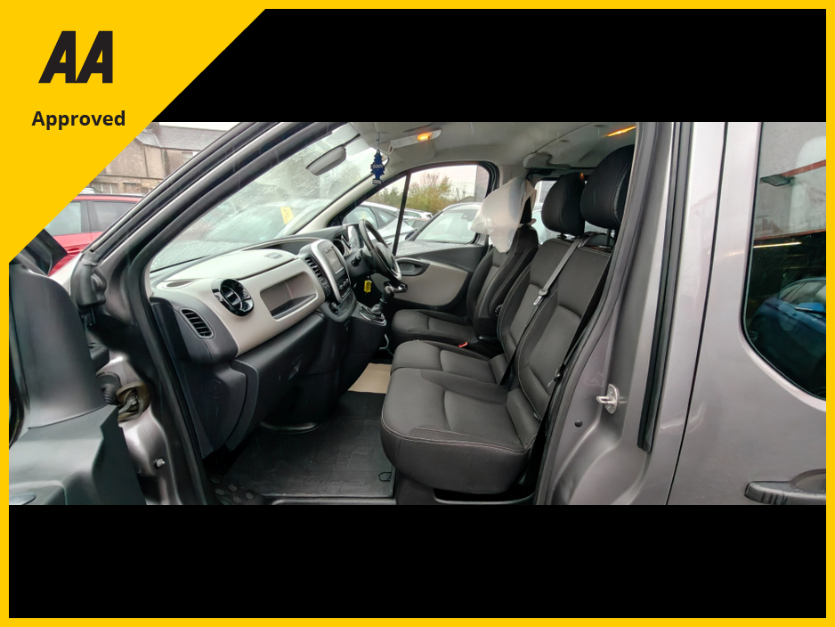 2016 Renault Trafic Passenger 2016 Crewcab 6 Seater €13,950